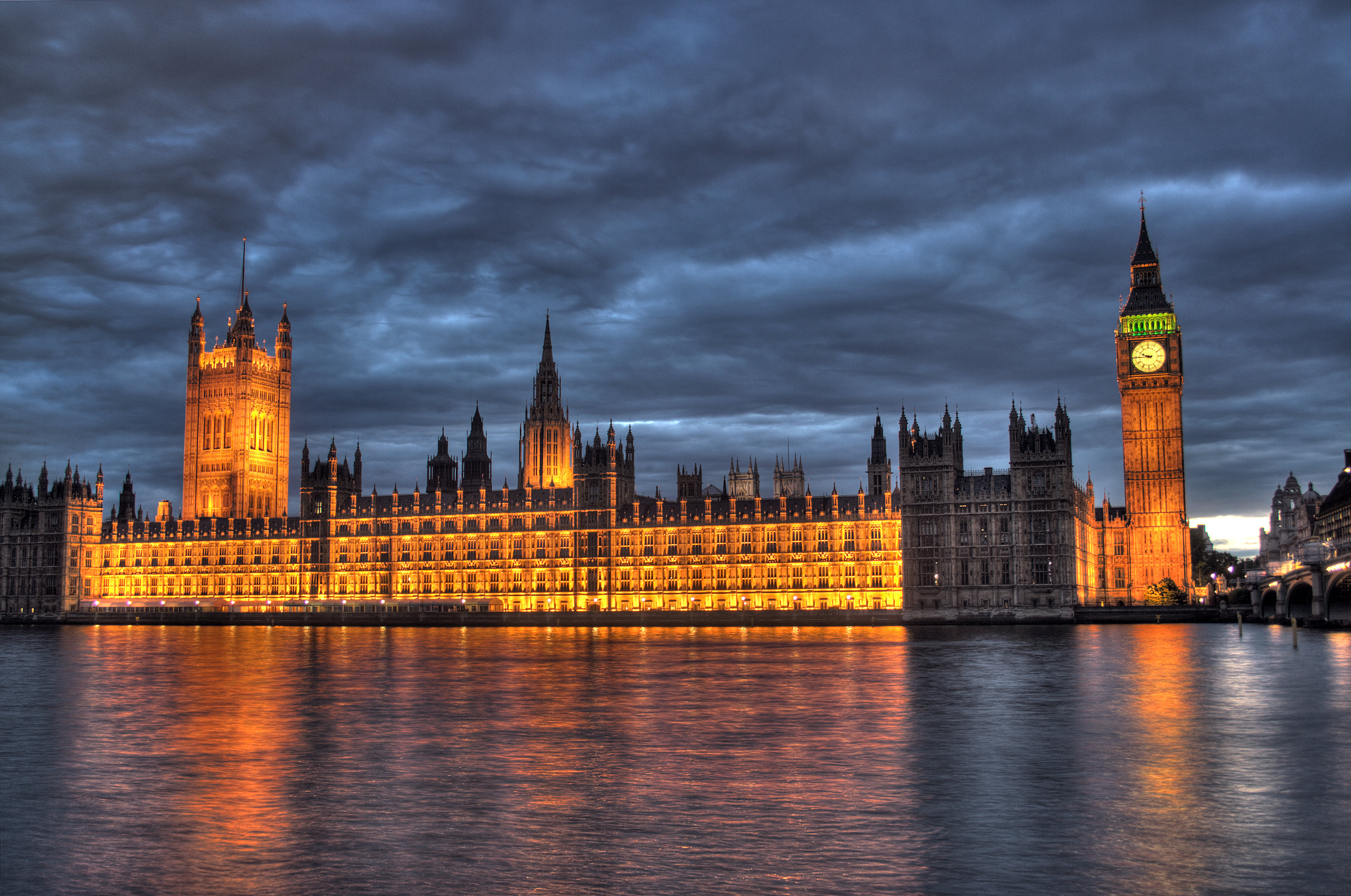 Photograph of houses of parliament at night